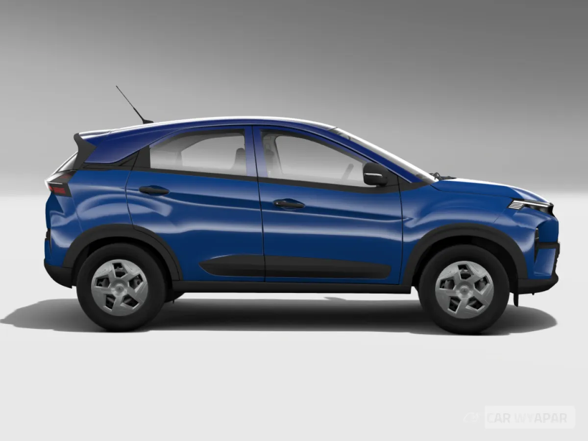 Tata Nexon Smart Plus AMT